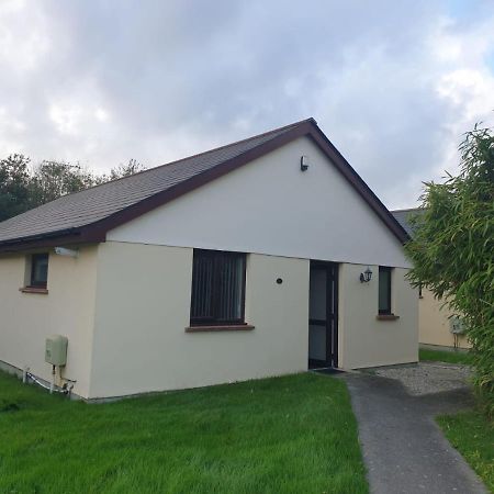 10 The Parklands - Cosy Bungalow In Cornwall Villa Kilkhampton ภายนอก รูปภาพ